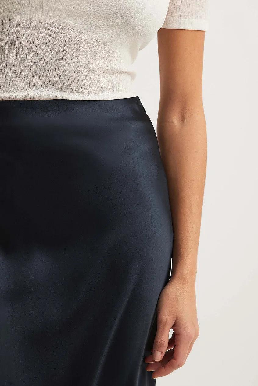 Dame Lang Nederdel i Satin