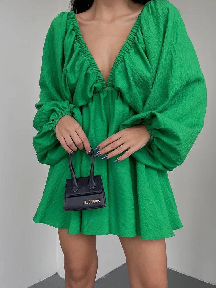 Vaenya | Boho Minikjole med Lange ærmer og V-Hals