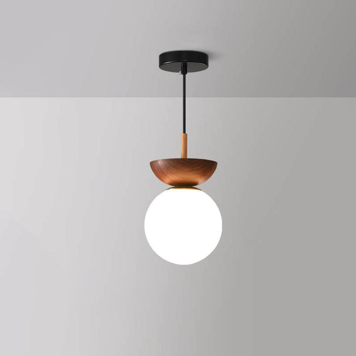 Japansk-Inspireret Loftslampe | Træafslutning