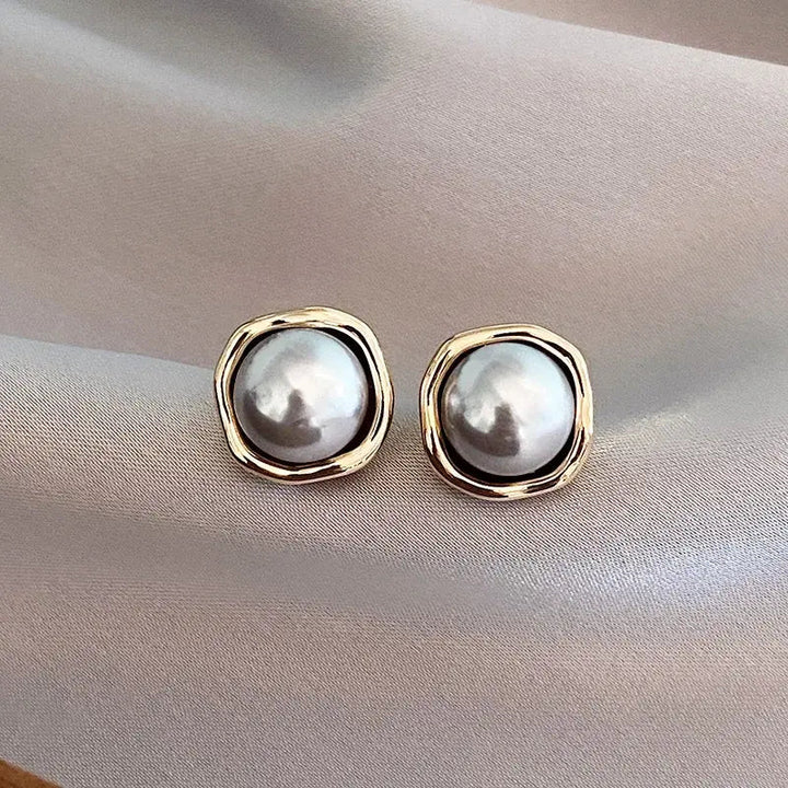 Elegante Sorte Perle Stud ørestikker