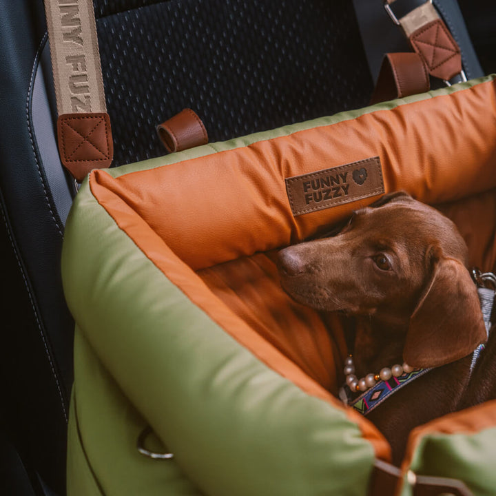 Luxe Hundeautostol | Komfortabel og Sikker Rejseseng